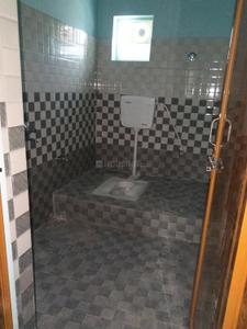 Bathroom Image of 800 Sq.ft 2 BHK Builder Floor for rent in Koyla Nagar Dhanbad for Rs. 8500