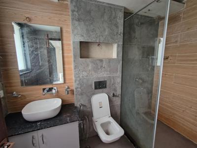 Bathroom Image of 4500 Sq.ft 5 BHK Builder Floor for sale in Sector 56 Gurgaon for Rs. 44500000