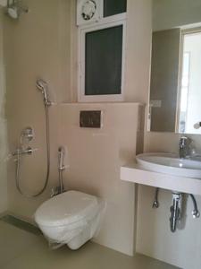 Common Bathroom Image of 1100 Sq.ft 2 BHK Apartment / Flat for rent in Tapir Embassy One Thane, Thane West Thane for Rs. 55000