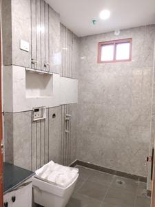 Common Bathroom Image of 1500 Sq.ft 4 BHK Builder Floor for sale in Suraj Vihar New Delhi for Rs. 13500000