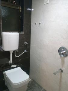 Common Bathroom Image of 900 Sq.ft 2 BHK Apartment / Flat for rent in Kalyan East Kalyan for Rs. 15000