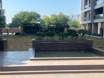 Image of 4000 Sq.ft 4 BHK Apartment / Flat for sale in Motera, Ahmedabad for Rs. 18900000