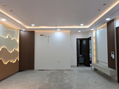 Living Room Image of 2250 Sq.ft 4 BHK Builder Floor for sale in Paschim Vihar New Delhi for Rs. 42000000