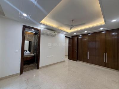 Bedroom Image of 2700 Sq.ft 4 BHK Builder Floor for rent in Swaraj Homes C Block RWA Kailash Colony, Greater Kailash I New Delhi for Rs. 235000