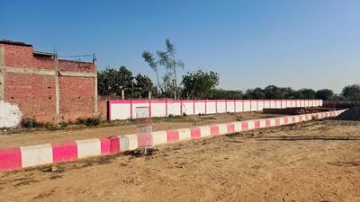 Image of 1000 Sq.ft Residential Plot / Land for sale in Sarojini Nagar, Lucknow for Rs. 1000000