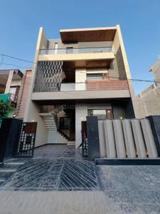 Building Image of 2200 Sq.ft 4 BHK Independent House for sale in Chhachhanpairi Raipur for Rs. 5581000