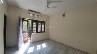 Bedroom Image of 1650 Sq.ft 3 BHK Apartment / Flat for rent in DDA Sector Pocket B C, Vasant Kunj New Delhi for Rs. 77000