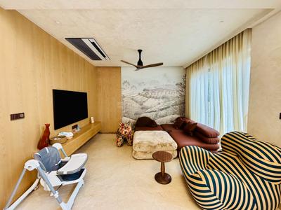 Hall Image of 7500 Sq.ft 5 BHK Duplex for sale in PS Navyom Phase I, New Alipore Kolkata for Rs. 125000000