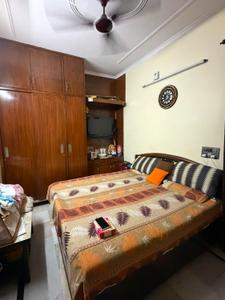 Bedroom Image of 1000 Sq.ft 3 BHK Builder Floor for sale in Moti Nagar New Delhi for Rs. 8500000