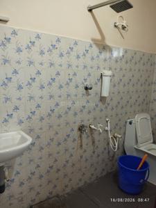 Bathroom Image of 1350 Sq.ft 3 BHK Apartment / Flat for sale in Punkunnam Thrissur for Rs. 5000000