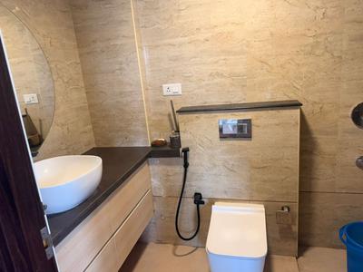 Bathroom Image of 2600 Sq.ft 3 BHK Apartment / Flat for sale in Melon Greens, Kakkanad Kochi for Rs. 15500000