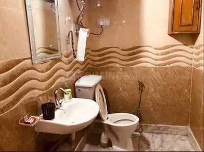 Bathroom Image of 1150 Sq.ft 2 BHK Builder Floor for rent in Vasundhara Ghaziabad for Rs. 17000