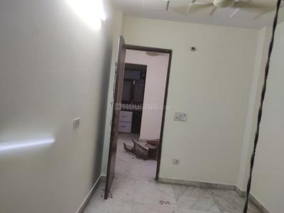 Bedroom Image of 500 Sq.ft 1 BHK Builder Floor for rent in Ranjeet Nagar New Delhi for Rs. 17500