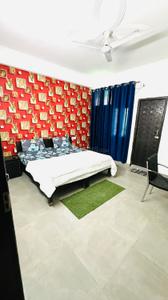 Bedroom Image of The swarnim pg in Sector 49, Noida