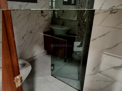 Bathroom Image of 1580 Sq.ft 3.5 BHK Builder Floor for sale in Sector 46 Gurgaon for Rs. 26000000