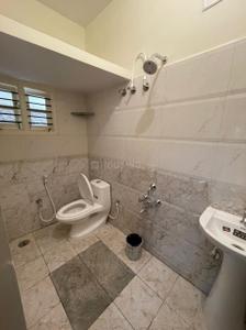 Bathroom Image of 600 Sq.ft 2 BHK Independent House for rent in Doddabidrakallu Bengaluru for Rs. 15000