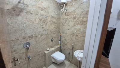 Bathroom Image of 450 Sq.ft 1 BHK Builder Floor for rent in Mahalakshmi Nagar Indore for Rs. 17000