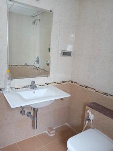 Bathroom Image of 1800 Sq.ft 3 BHK Apartment / Flat for rent in RNS Shanthi Nivas, Yeswanthpur Bengaluru for Rs. 75000