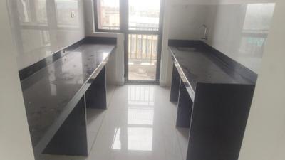 Kitchen Image of 750 Sq.ft 2 BHK Apartment / Flat for rent in Runwal Gardens Phase I, Dombivli East Thane for Rs. 16000
