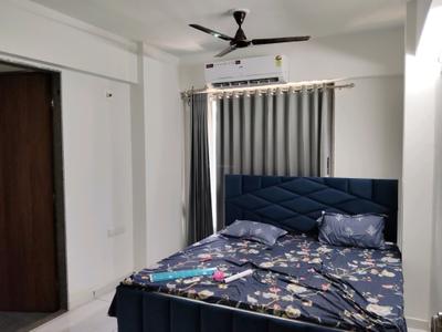 Bedroom Image of 750 Sq.ft 1 BHK Apartment / Flat for rent in RRG HR Evernest, Ghuma Ahmedabad for Rs. 23500