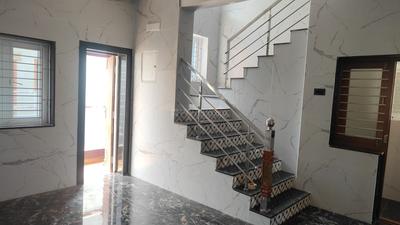 Living Room Image of 1200 Sq.ft 2 BHK Duplex for rent in Neelankarai Chennai for Rs. 35000