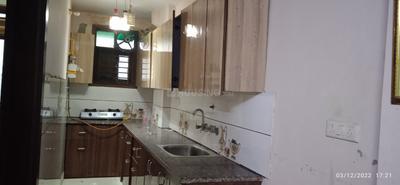 Kitchen Image of 650 Sq.ft 1 BHK Builder Floor for rent in Dwarka Mor New Delhi for Rs. 11000