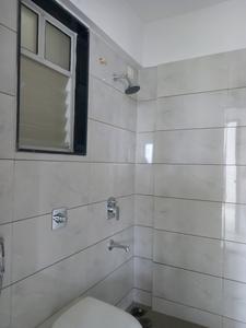 Common Bathroom Image of 900 Sq.ft 2 BHK Apartment / Flat for rent in VJ Yashone Wakad Central, Wakad Pune for Rs. 29999