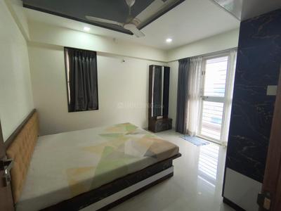 Bedroom Image of 1100 Sq.ft 3 BHK Apartment / Flat for rent in Maitri Park Sahakari Gruharachana Sanstha Maryadit, Dhankawadi Pune for Rs. 45000