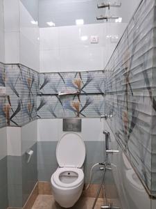 Bedroom One Image of 1200 Sq.ft 2 BHK Apartment / Flat for sale in Paschim Vihar New Delhi for Rs. 19000000