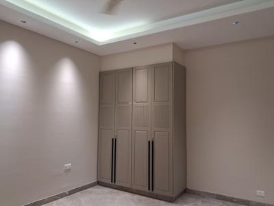 Bedroom Image of 2700 Sq.ft 4 BHK Builder Floor for sale in Paschim Vihar New Delhi for Rs. 50000000
