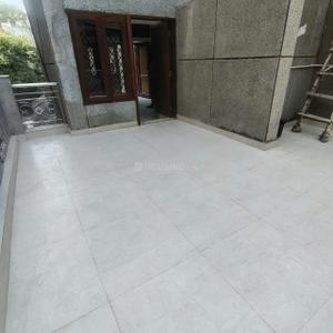 Balcony Image of 1850 Sq.ft 3 BHK Duplex for rent in DDA Sector C Pocket 9, Vasant Kunj New Delhi for Rs. 115000
