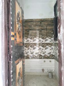 Common Bathroom Image of 750 Sq.ft 2 BHK Builder Floor for sale in DLF Ankur Vihar Ghaziabad for Rs. 2390562