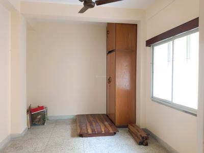 Bedroom Image of 1390 Sq.ft 4 BHK Apartment / Flat for rent in Santoshpur Kolkata for Rs. 30000