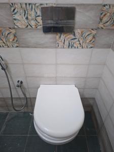 Bathroom Image of 1420 Sq.ft 3 BHK Apartment / Flat for rent in KK Nagar Chennai for Rs. 60000