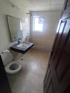 Bathroom Image of 1685 Sq.ft 3 BHK Apartment / Flat for sale in Paramount Floraville, Sector 137 Noida for Rs. 21200000