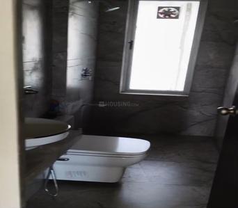 Bathroom Image of 1900 Sq.ft 4 BHK Apartment / Flat for sale in Matunga East Mumbai for Rs. 90000000
