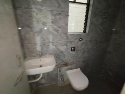 Bathroom Image of 981 Sq.ft 2 BHK Apartment / Flat for rent in Kalpataru Nagar Nashik for Rs. 15000