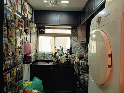 Kitchen Image of 660 Sq.ft 2 BHK Apartment / Flat for sale in Dadar West Mumbai for Rs. 32500000