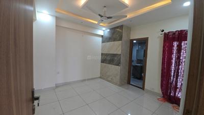 Bedroom Image of 1400 Sq.ft 3 BHK Apartment / Flat for rent in Azea Botanica, Vrindavan Yojana Lucknow for Rs. 30000