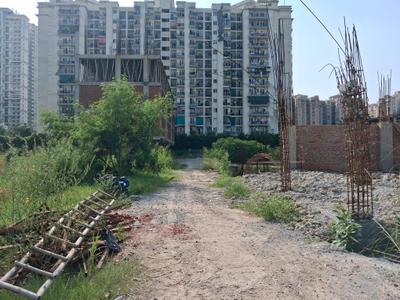 Image of 900 Sq.ft Residential Plot / Land for sale in Sector 76, Noida for Rs. 17500000