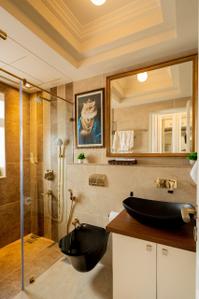 Bathroom Image of 1700 Sq.ft 2.5 BHK Apartment / Flat for sale in Panjim Goa for Rs. 50000000