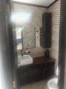Image of 1600 Sq.ft 3 BHK Apartment / Flat for rent in CGHS Sabka Ghar Apartments, Sector 6 Dwarka, New Delhi for Rs. 40000