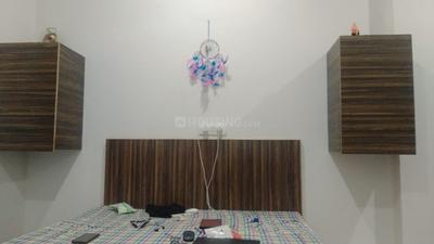 Bedroom Image of 1000 Sq.ft 1 RK Builder Floor for rent in DLF Phase 3 Gurgaon for Rs. 10000