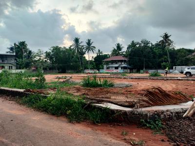 Image of 2250 Sq.ft Residential Plot / Land for sale in Thrippunithura, Kochi for Rs. 650000