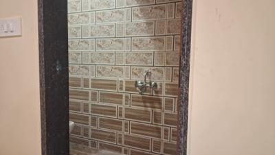 Bathroom Image of 850 Sq.ft 2 BHK Apartment / Flat for rent in Silicon City Sector K, Rau Indore for Rs. 14990