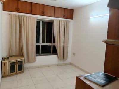 Bedroom Image of 2800 Sq.ft 4 BHK Apartment / Flat for rent in Parmar Garden, Wanwadi Pune for Rs. 60000