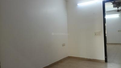 Bedroom Image of 1130 Sq.ft 3 BHK Builder Floor for sale in Vivek Vihar New Delhi for Rs. 17500000