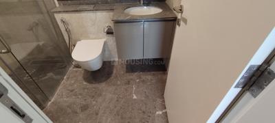 Image of 2300 Sq.ft 3 BHK Apartment / Flat for rent in DLF One Midtown, Karampura, New Delhi for Rs. 130000