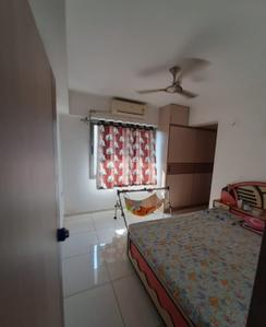 Bedroom Image of 990 Sq.ft 2 BHK Apartment / Flat for sale in Keshar Samruddham, Vaishno Devi Circle Ahmedabad for Rs. 5700000