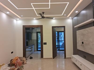 Living Room Image of 1350 Sq.ft 3 BHK Builder Floor for sale in Paschim Vihar New Delhi for Rs. 28000000